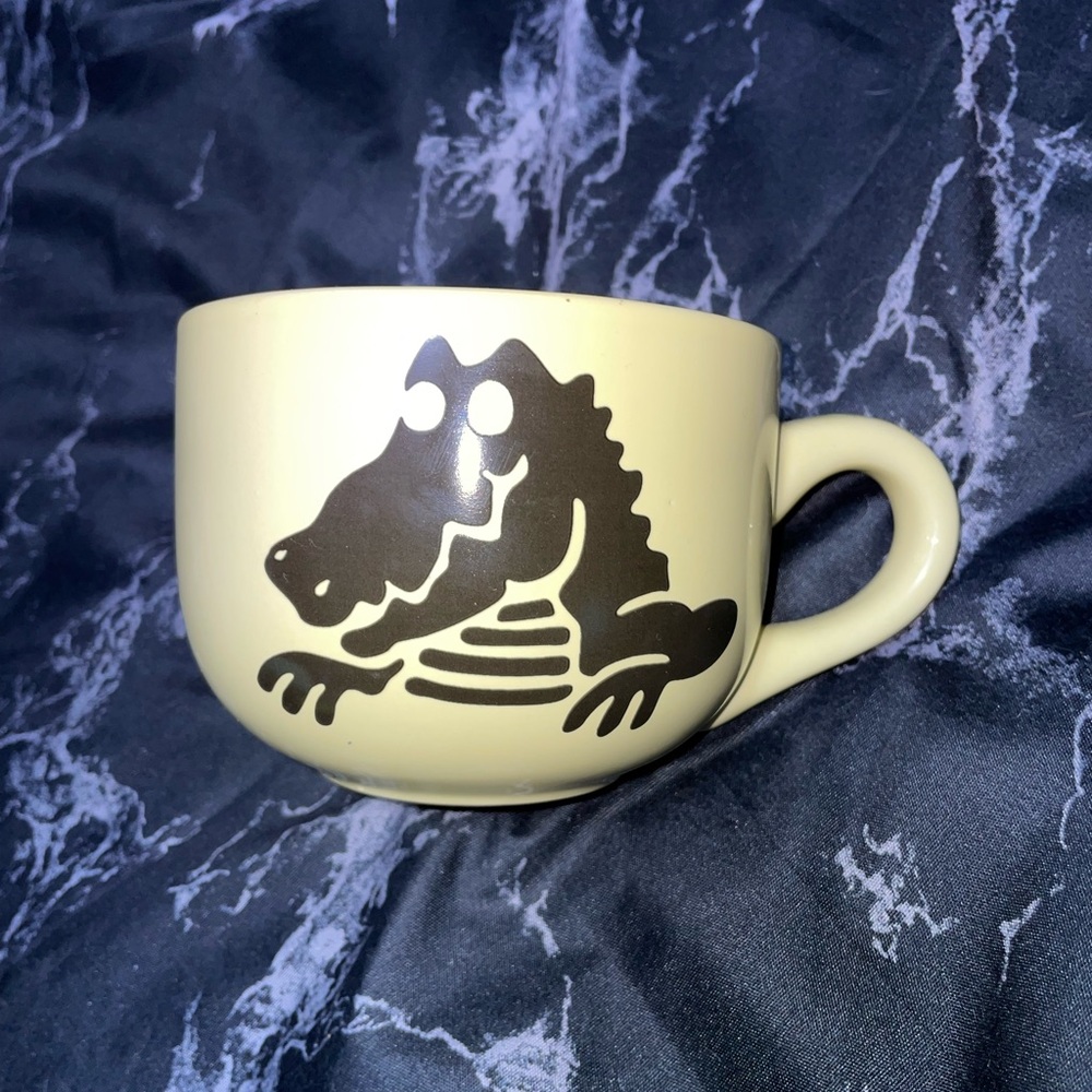 Authentic Vintage collectible crocs merch duke buttercup yellow soup Mug